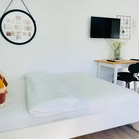 2 - Komfort&günstig Apartment *